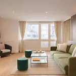 Montparnasse - Premium Apartment With Lift And Balcony For 6